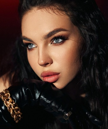 Анкета проститутки Варвара - Фото 1, Среднеколымск, 19 лет, №3183